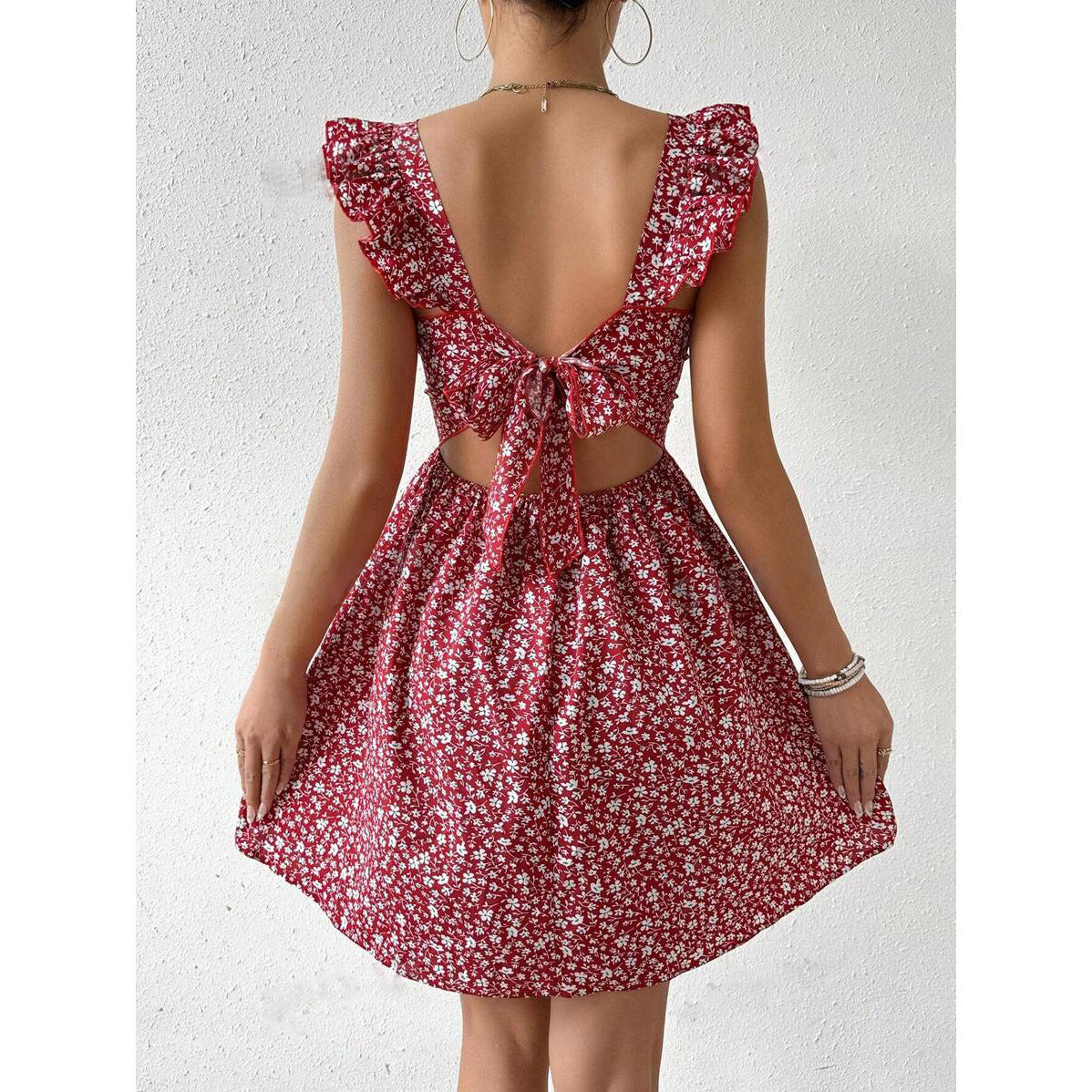 Square-neck ruffled shoulder bow dress